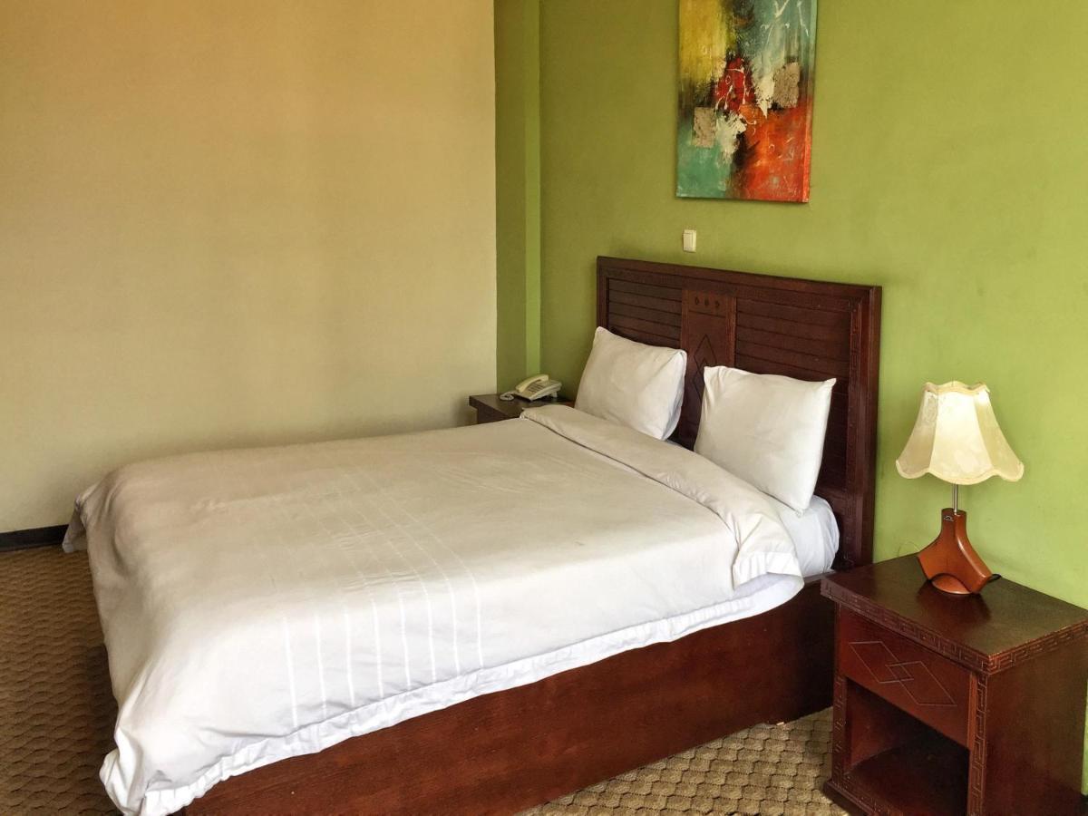 Top Ten Hotel Addis-Abeba Extérieur photo
